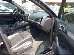 
										2013 Porsche Cayenne full									