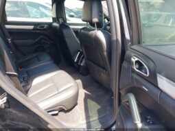 
										2013 Porsche Cayenne full									