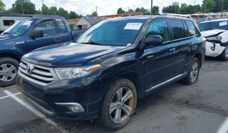 
								2013 Toyota Highlander full									