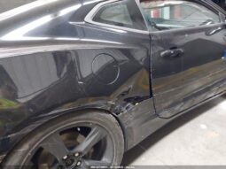 
										2017 Chevrolet Camaro full									