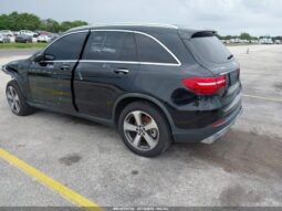 
										2019 Mercedes-benz Glc 300 full									