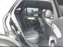 
										2019 Mercedes-benz Glc 300 full									