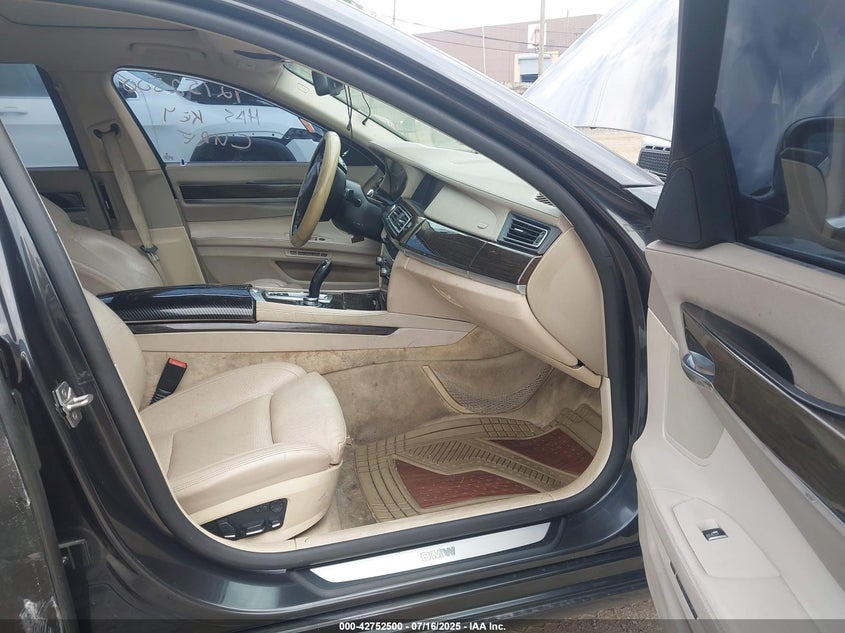 2012 BMW 7 series