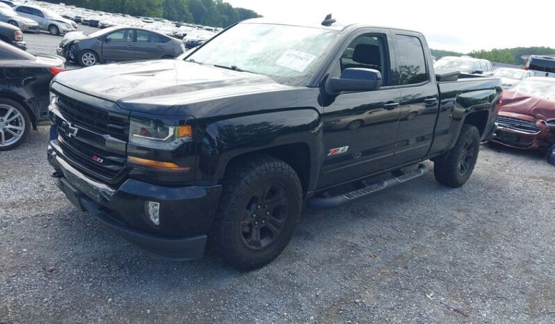 
								2017 Chevrolet Silverado full									