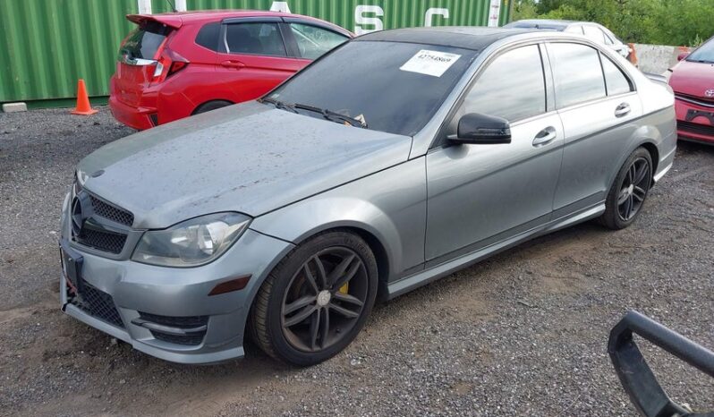 
								2012 Mercedes-benz C class full									