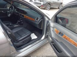 
										2012 Mercedes-benz C class full									