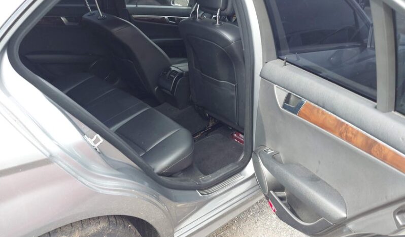 
								2012 Mercedes-benz C class full									