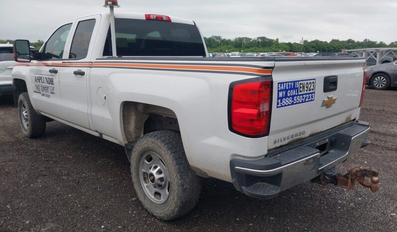 
								2019 Chevrolet Silverado full									