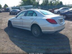 
										2015 Mercedes-benz C full									