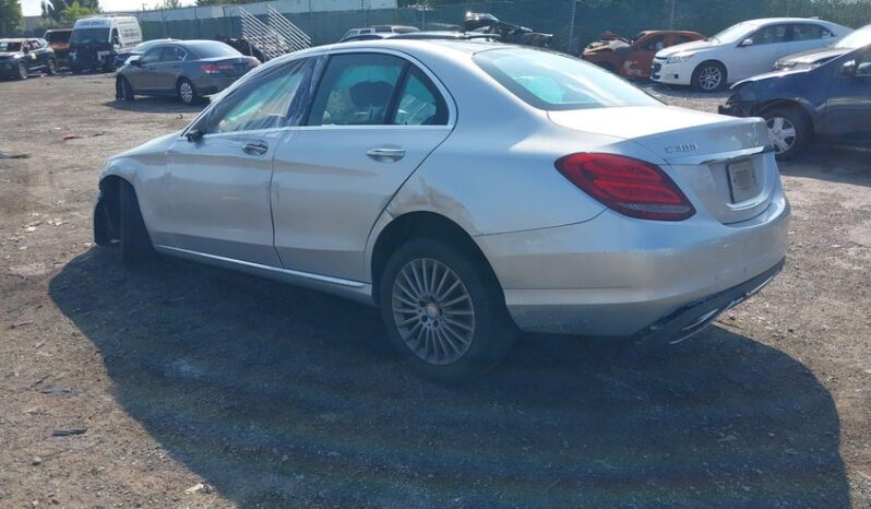 
								2015 Mercedes-benz C full									