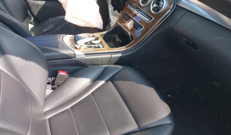 
								2015 Mercedes-benz C full									