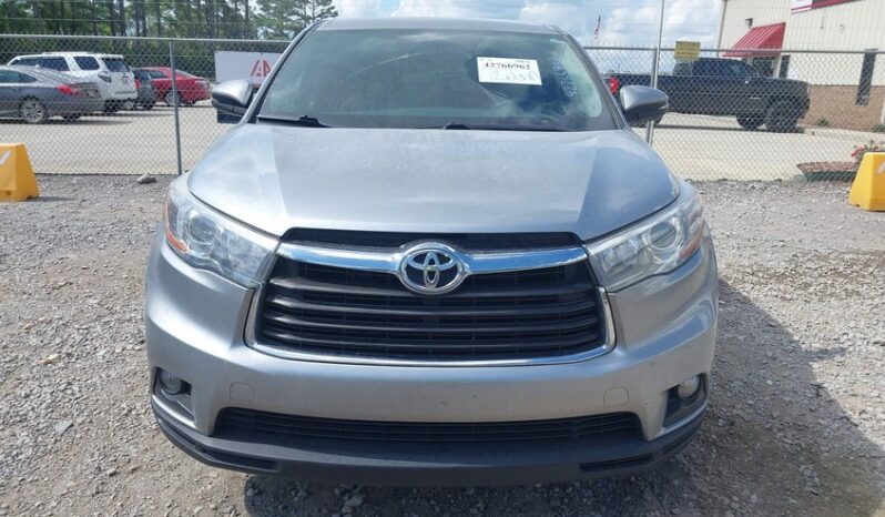 
								2015 Toyota Highlander full									