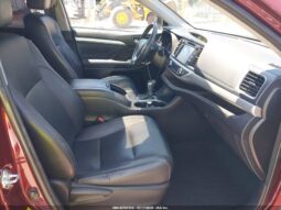 
										2015 Toyota Highlander full									