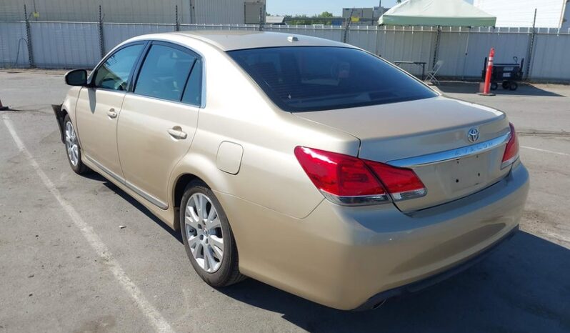
								2012 Toyota Avalon full									