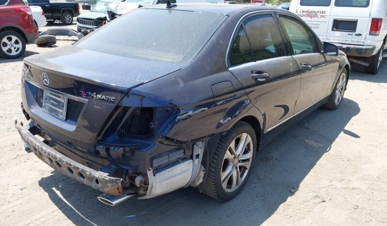 
								2013 Mercedes-benz C 300 full									