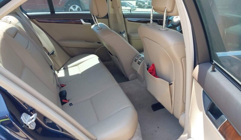 
								2013 Mercedes-benz C 300 full									