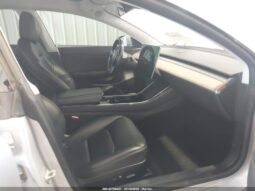 
										2018 Tesla Model 3 full									