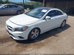 
										2015 Mercedes-benz Cla 250 full									