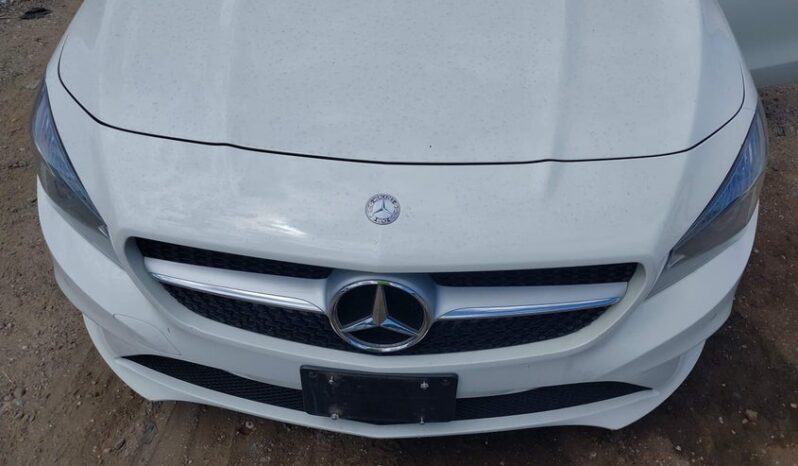 
								2015 Mercedes-benz Cla 250 full									