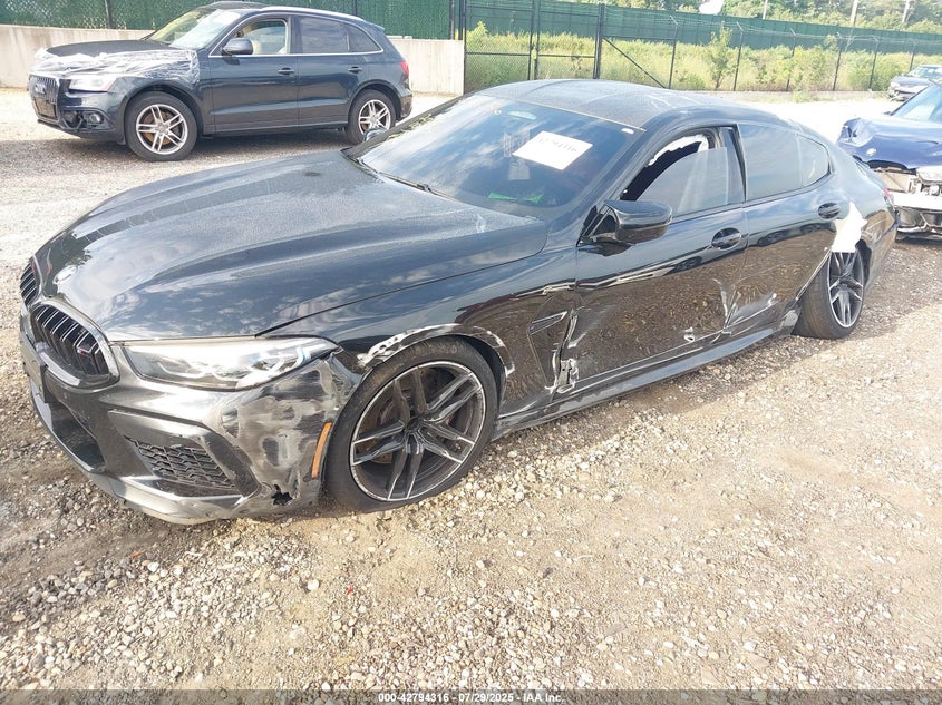 2022 BMW M8 gran coupe