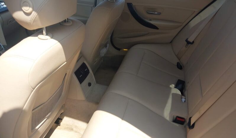 
								2012 BMW 3 series full									
