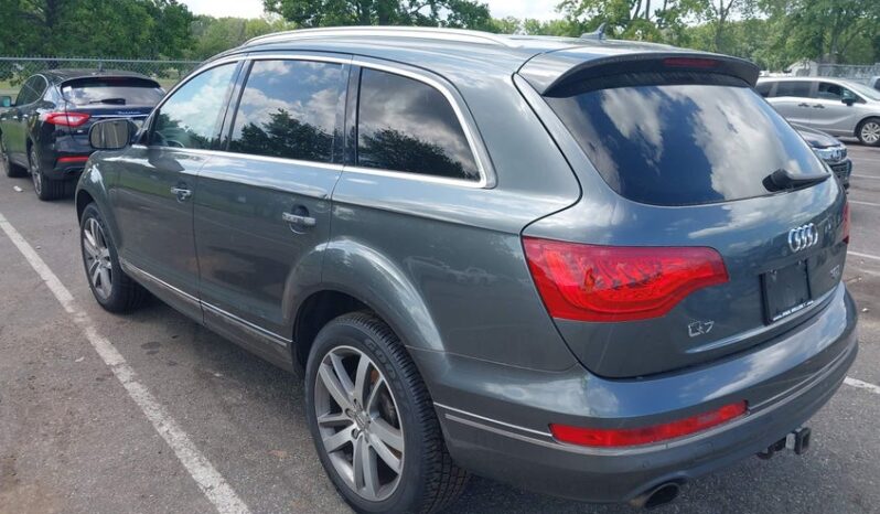 
								2015 Audi Q7 full									