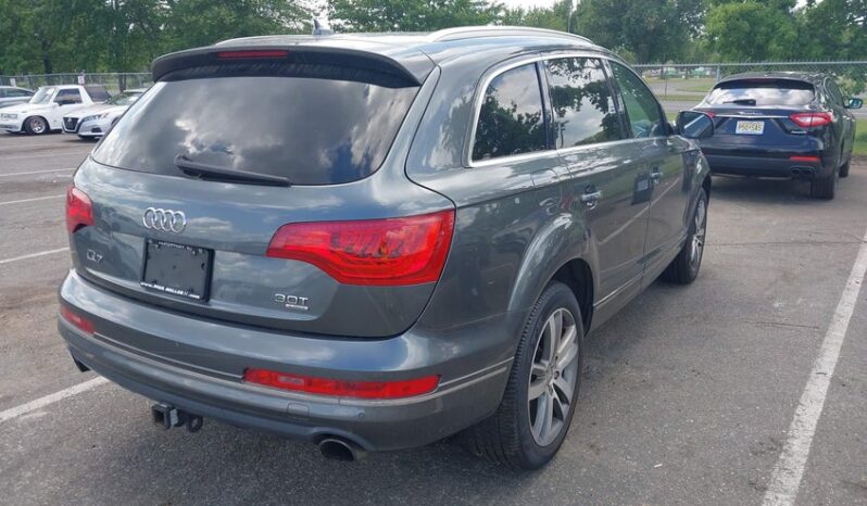 
								2015 Audi Q7 full									