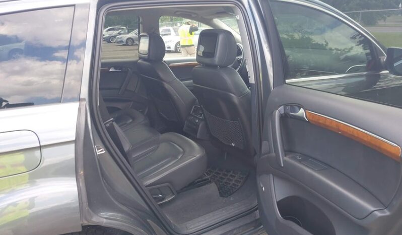 
								2015 Audi Q7 full									