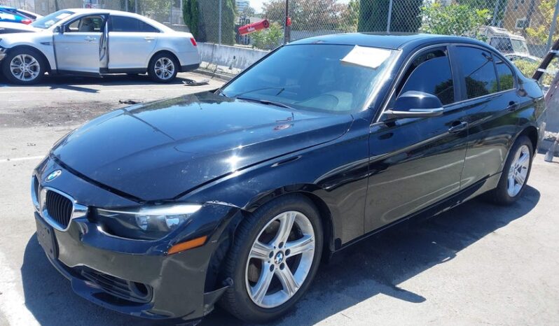 
								2013 BMW 3 series full									