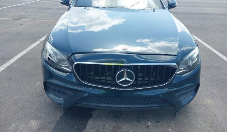 
								2017 Mercedes-benz E 300 full									