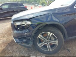 
										2019 Mercedes-benz Glc full									