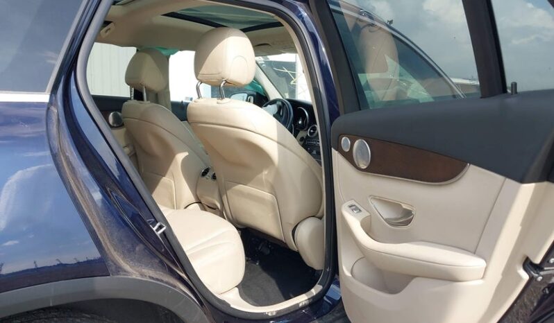 
								2019 Mercedes-benz Glc full									
