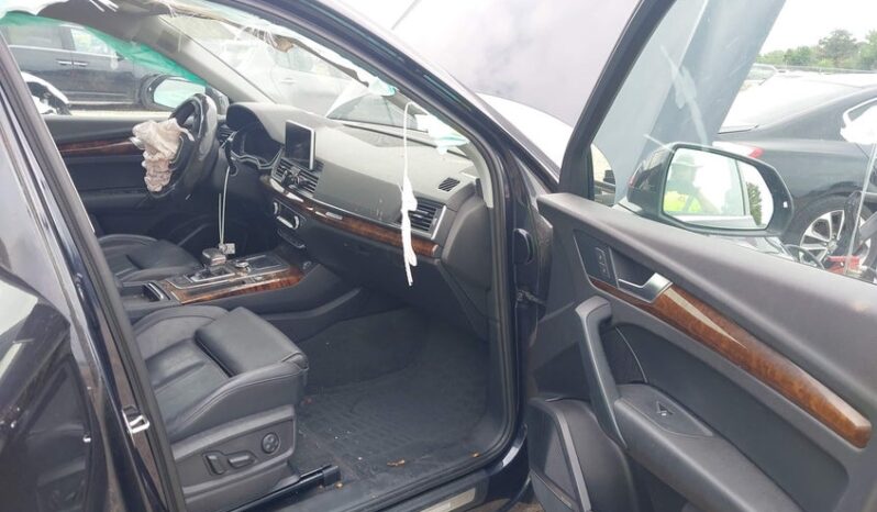 
								2018 Audi Q5 full									
