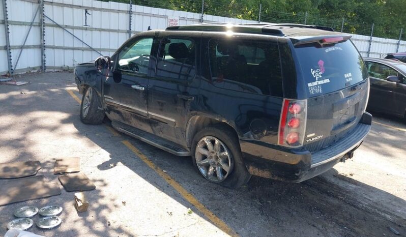 
								2012 Gmc Yukon full									
