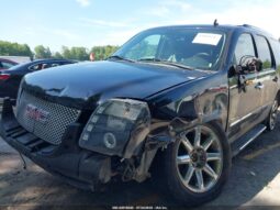 
										2012 Gmc Yukon full									