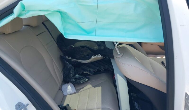 
								2015 Mercedes-benz C 300 full									