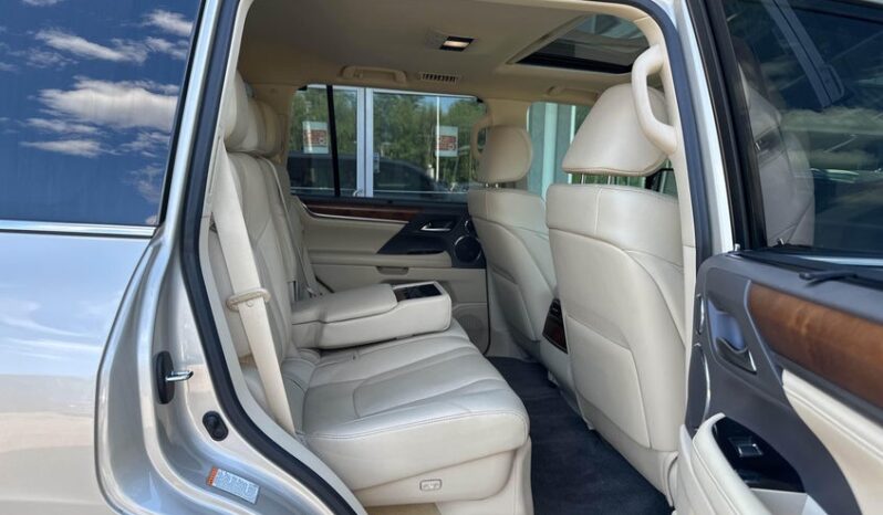 
								2019 Lexus Lx full									