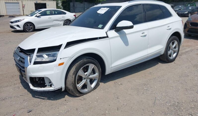 
								2020 Audi Q5 full									