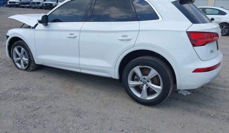 
								2020 Audi Q5 full									