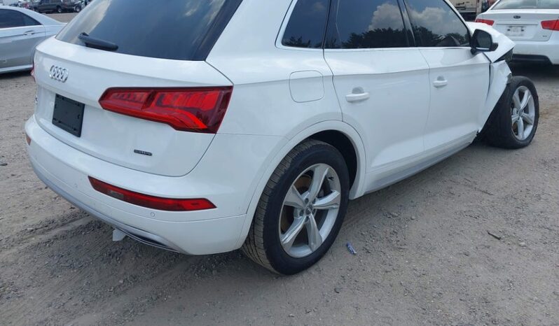 
								2020 Audi Q5 full									