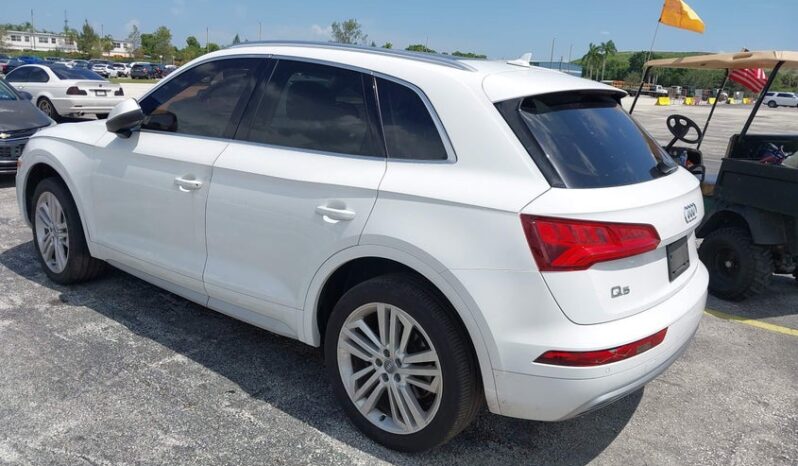 
								2018 Audi Q5 full									