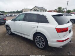 
										2017 Audi Q7 full									