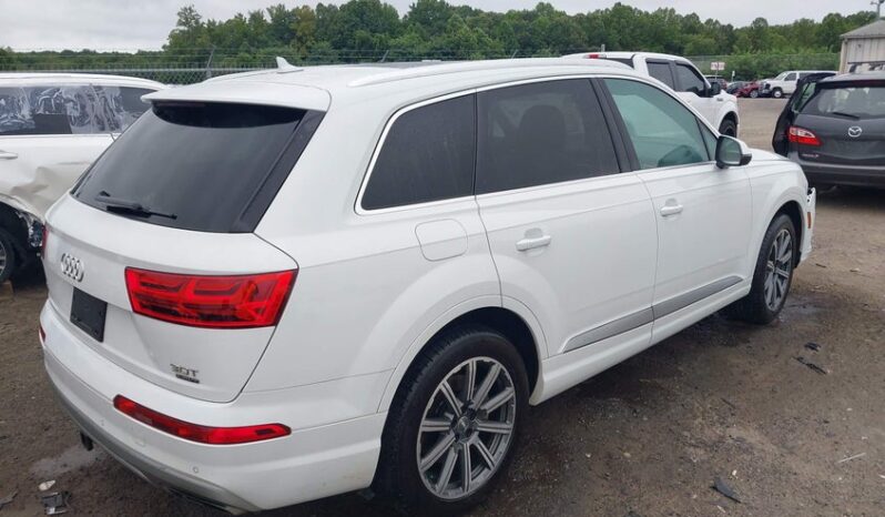 
								2017 Audi Q7 full									
