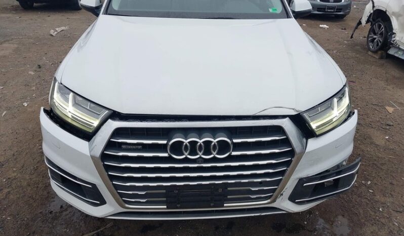 
								2017 Audi Q7 full									