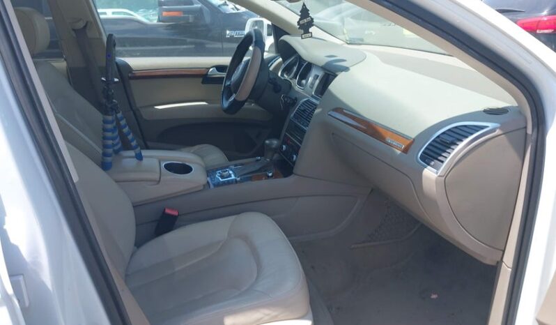 
								2015 Audi Q7 full									