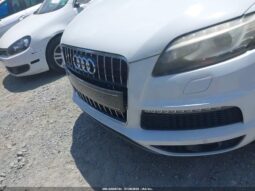 
										2015 Audi Q7 full									