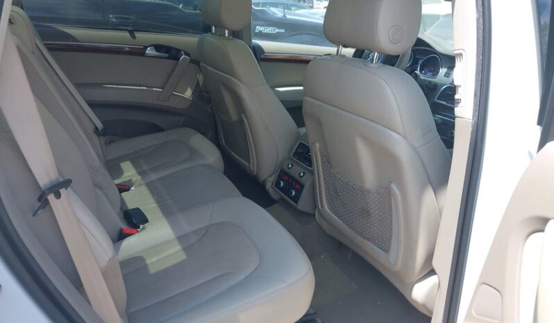 
								2015 Audi Q7 full									