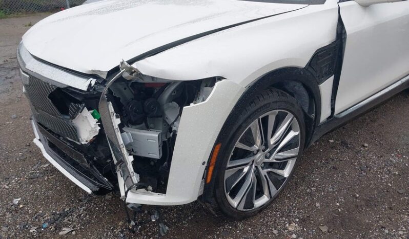 
								2024 Cadillac Lyriq full									