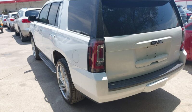 
								2015 Gmc Yukon full									