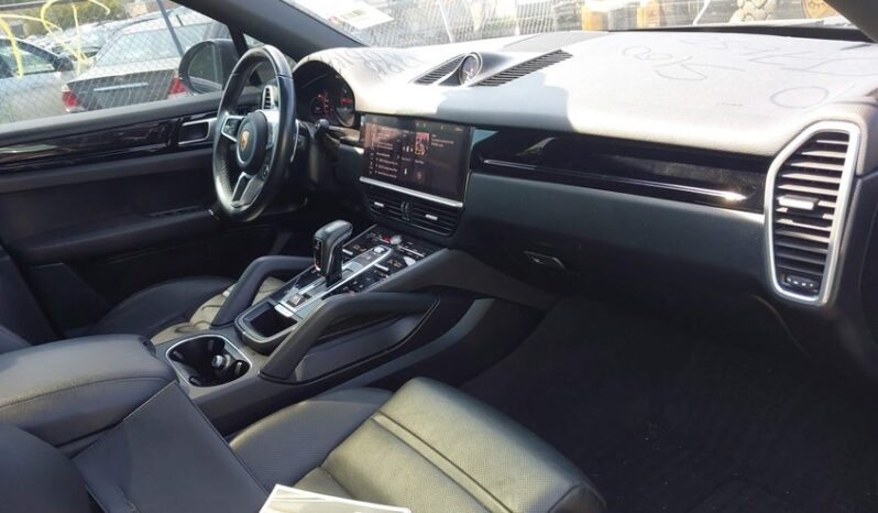 
								2021 Porsche Cayenne full									